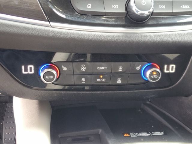 2022 Buick Enclave FWD Essence