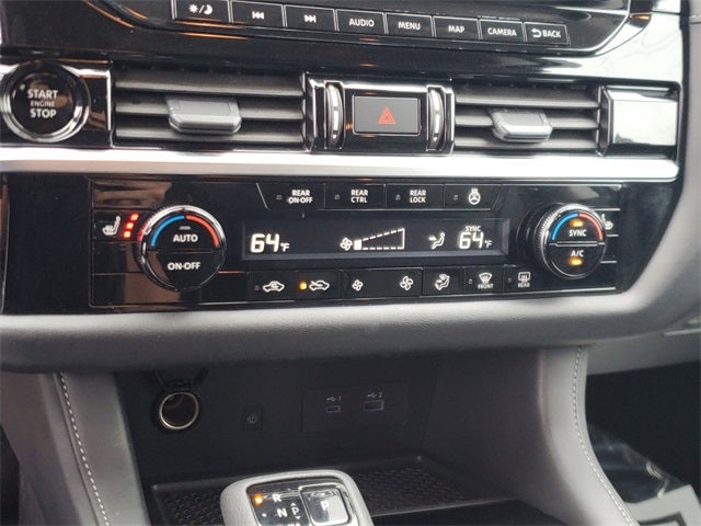 2025 Nissan Pathfinder SL FWD