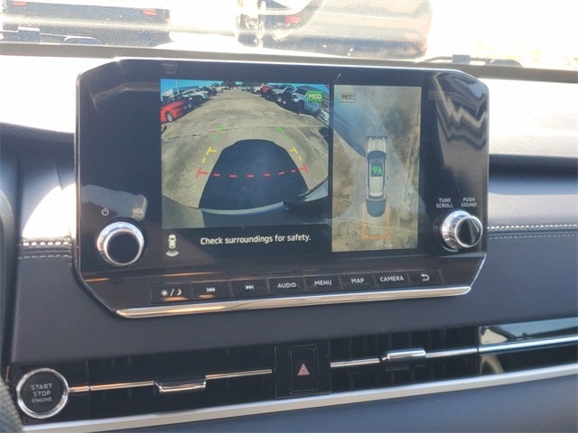 2024 Mitsubishi Outlander Base