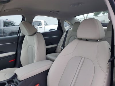 2025 Hyundai Sonata SE