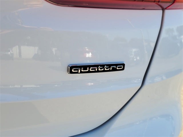 2024 Audi Q3 Premium 45 TFSI S line quattro Tiptronic