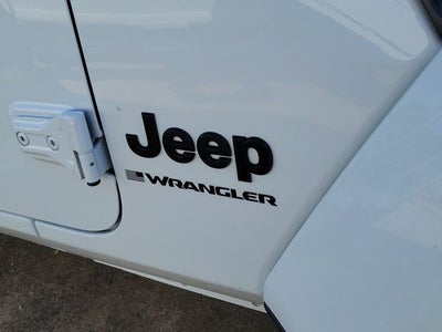 2025 Jeep Wrangler 4-Door Sahara 4x4