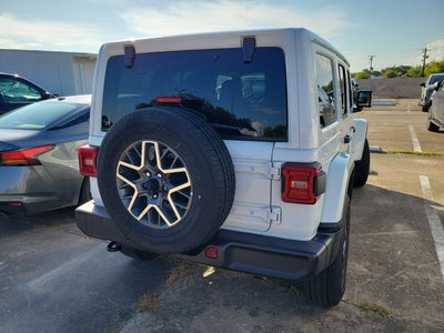 2025 Jeep Wrangler 4-Door Sahara 4x4