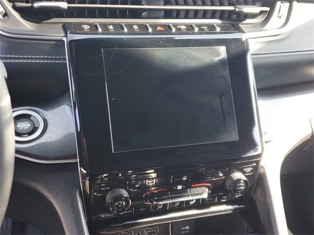 2023 Jeep Grand Cherokee L Altitude 4x2