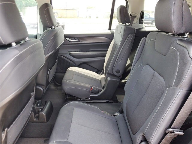 2024 Jeep Grand Cherokee L Laredo 4x4