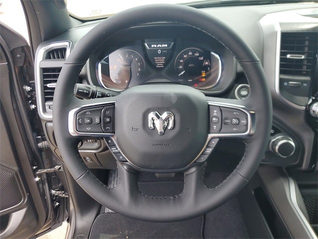 2025 RAM Ram 1500 RAM 1500 BIG HORN CREW CAB 4X2 5'7' BOX