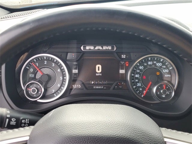 2024 RAM 1500 Laramie Crew Cab 4x2 5'7' Box