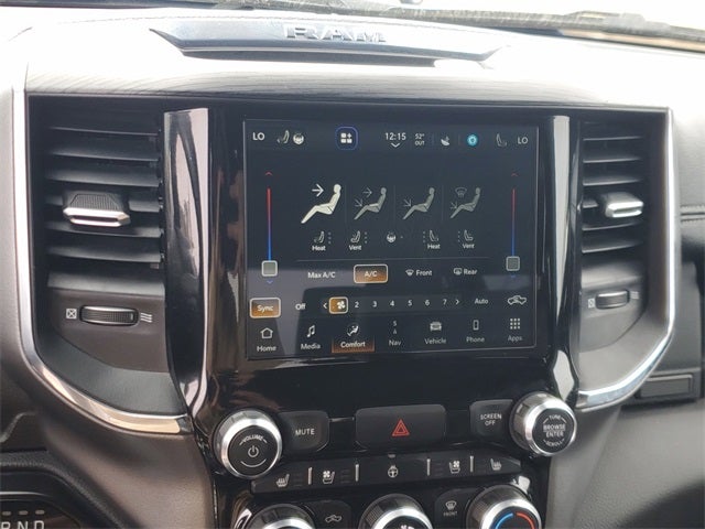 2024 RAM 1500 Laramie Crew Cab 4x2 5'7' Box