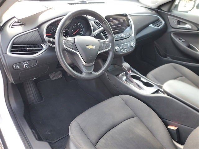 2022 Chevrolet Malibu FWD RS