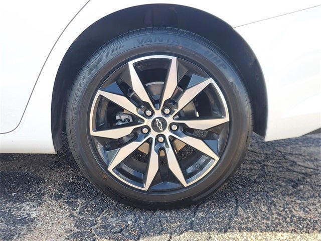 2022 Chevrolet Malibu FWD RS