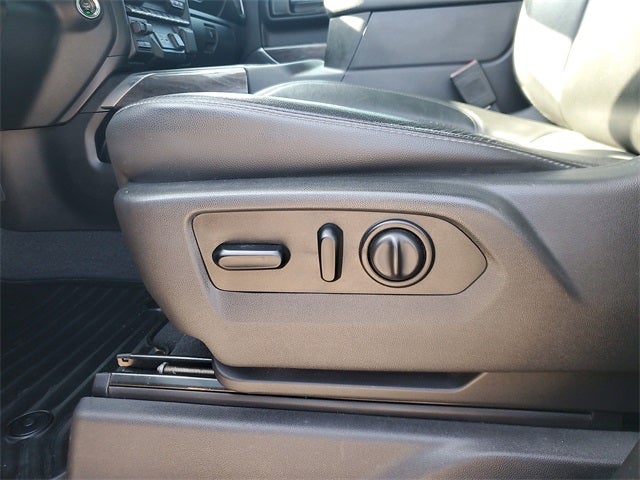 2020 Chevrolet Silverado 1500 2WD Crew Cab Short Bed LTZ