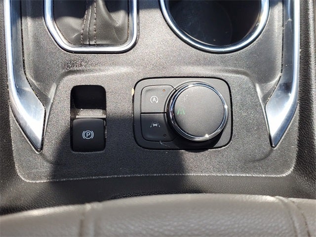 2024 Chevrolet Traverse Limited FWD LT Leather