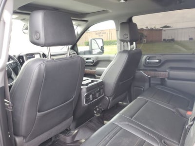 2023 GMC Sierra 2500HD 4WD Crew Cab Standard Bed Denali