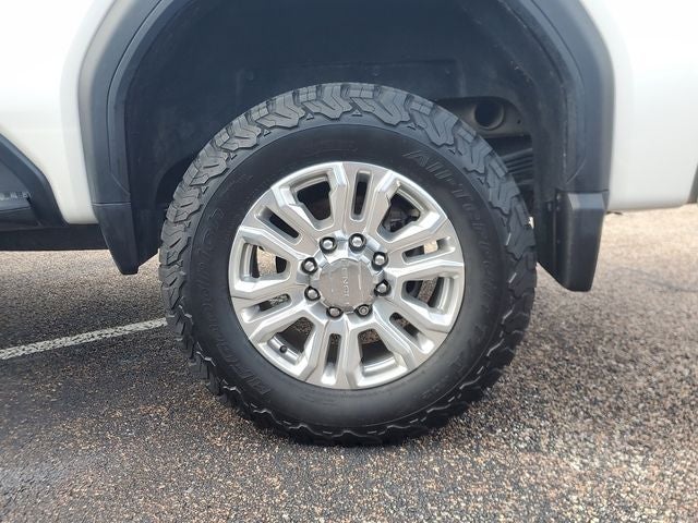 2023 GMC Sierra 2500HD 4WD Crew Cab Standard Bed Denali