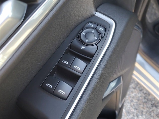 2025 Chevrolet Silverado 1500 4WD Crew Cab Standard Bed LT