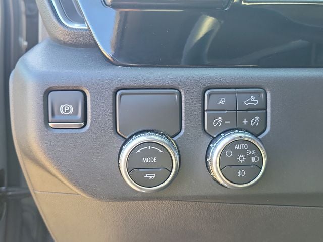 2026 GMC Sierra 1500 Crew Cab, Short Bed, SLT, RWD