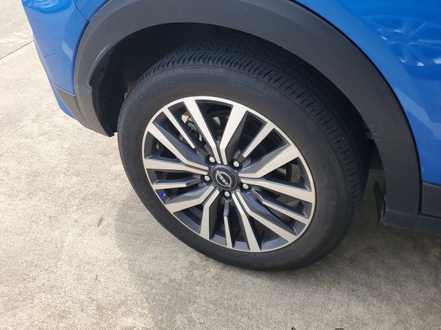 2024 Nissan Kicks SR Xtronic CVT