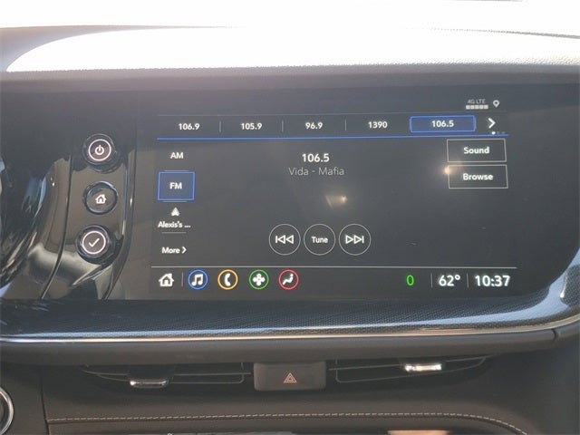 2022 Buick Envision FWD Essence